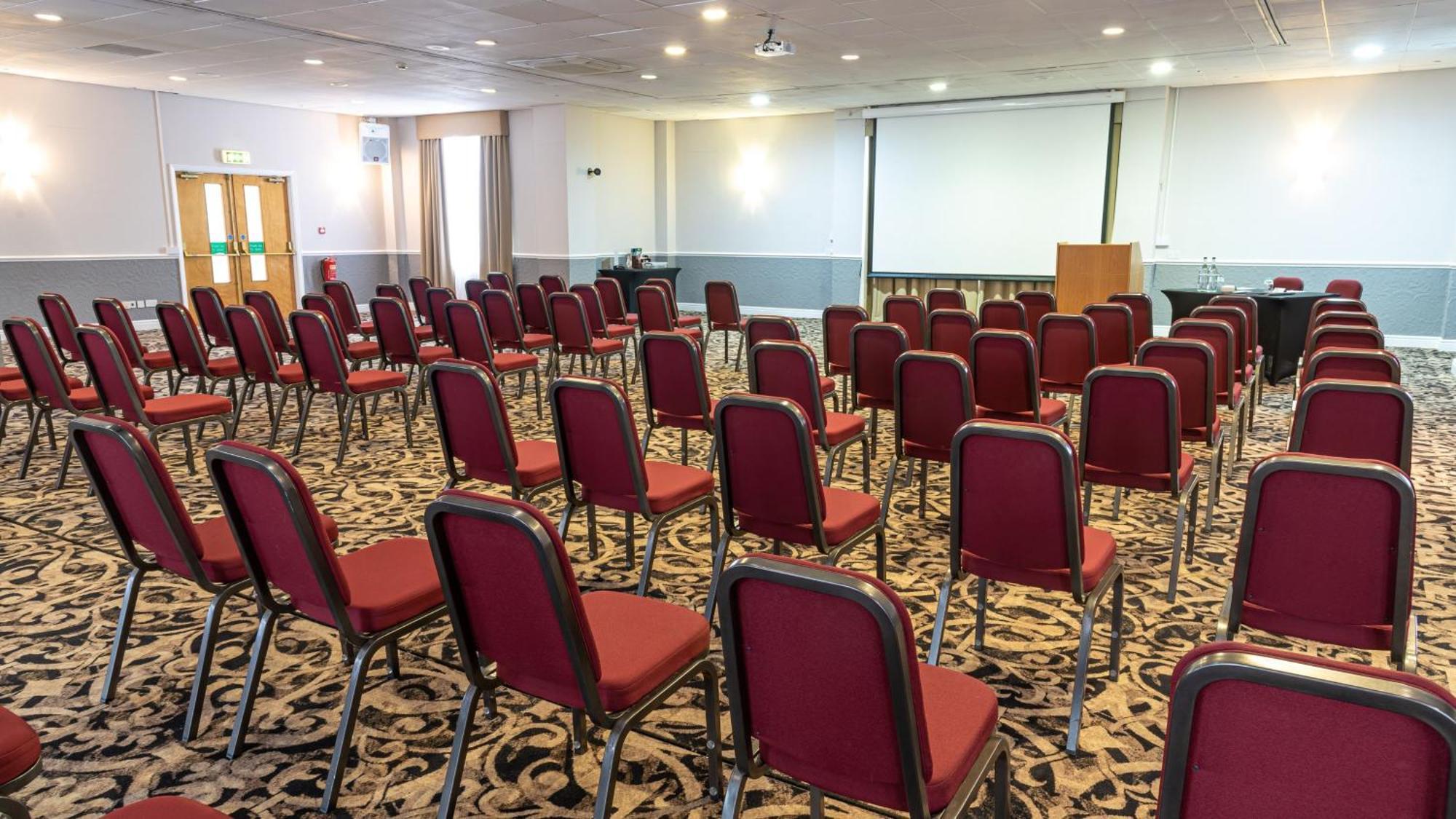 Rotherham-sheffield M1,jct.33 By Ihg 4* Rotherham