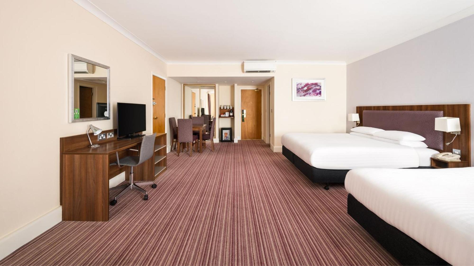 Hotel Rotherham-sheffield M1,jct.33 By Ihg