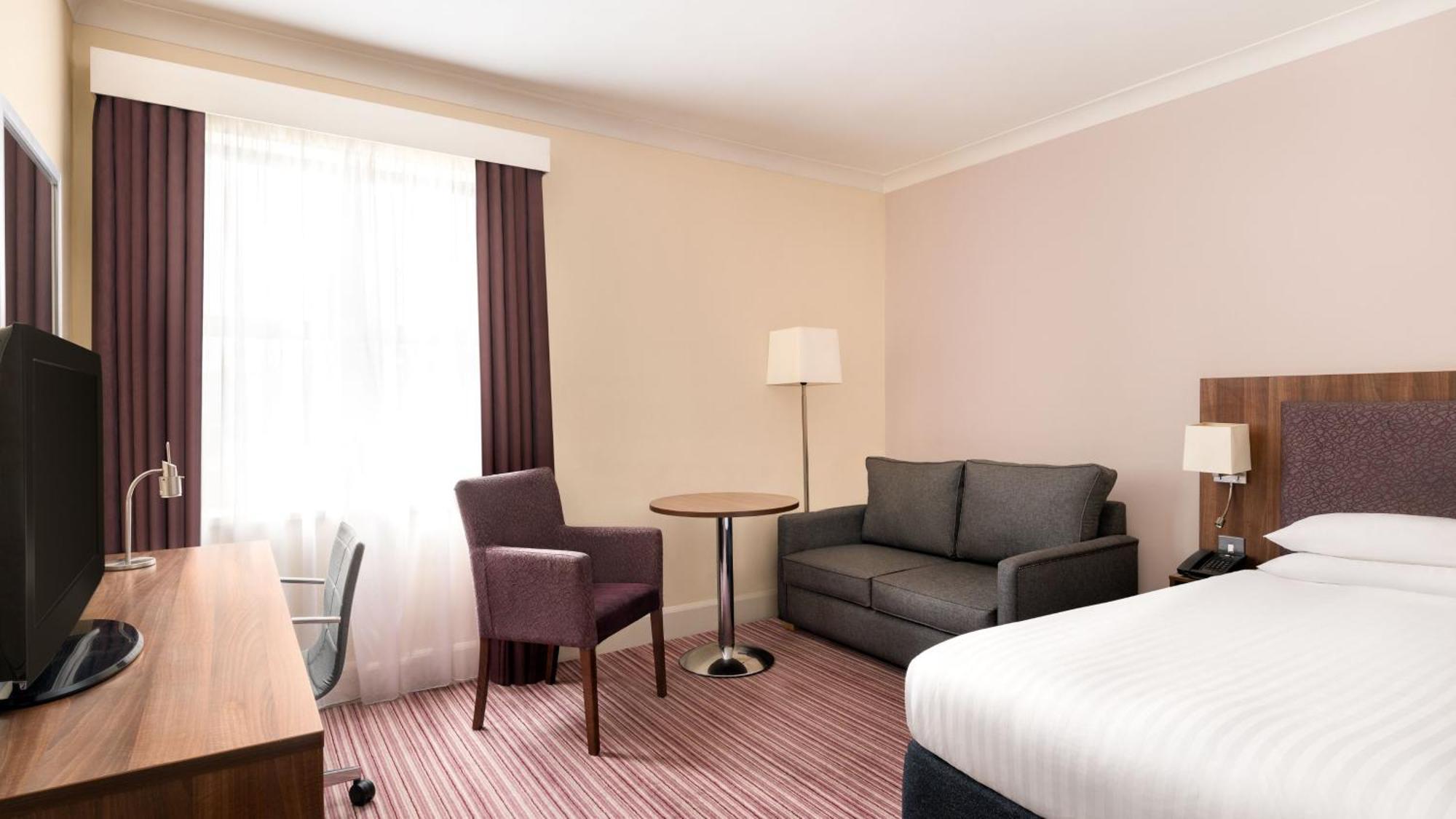 Rotherham-sheffield M1,jct.33 By Ihg 4* Rotherham